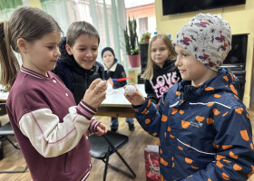 Візерунки весни: писанкові історії