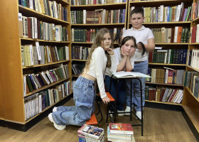 Весняний кадр у бібліотеці: створюємо спогади разом