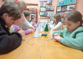 Новорічна ялинка – своїми руками