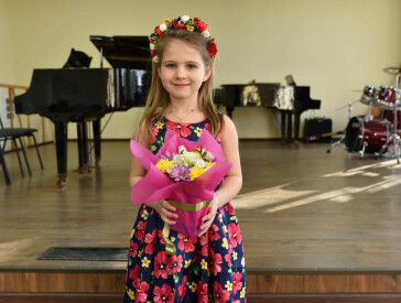 Концерт "Її величність жінка"