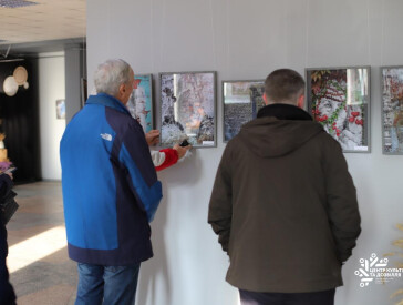 Памʼять, що не стирається: у ЦКД відкрилась фотовиставка Арсенія Глинського