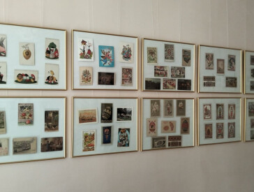 Виставка вітальних листівок із приватного зібрання Олексія Петренка
