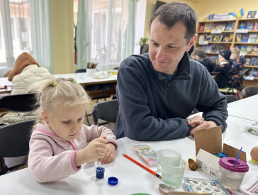 Візерунки весни: писанкові історії