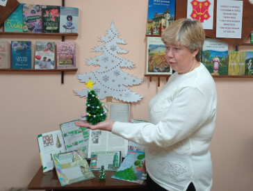 Новорічна ялинка – своїми руками