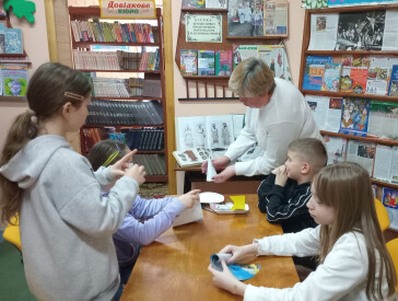 Новорічна ялинка – своїми руками