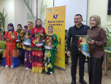 «Льонова палітра: Полтавська казка»