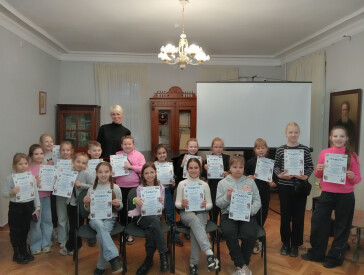 "ЧАРІВНИЙ СВІТ"