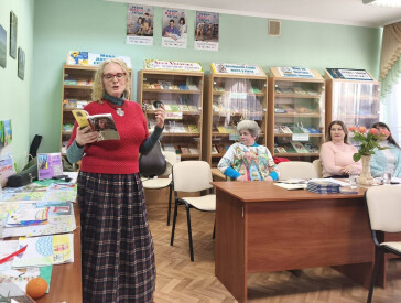 «Запроси мене до весни» – творча зустріч у бібліотеці