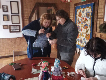 Майстер-клас із виготовлення ляльки-мотанки