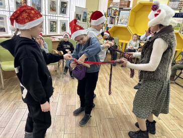 Різдвяний день у бібліотеці