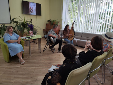 Магія «Леді з квітня»