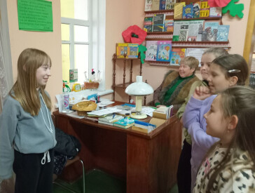 А Вкраїни ж мова – мов те золото блискуче