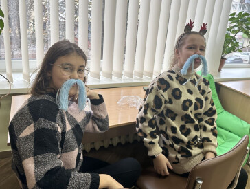 Різдвяний день у бібліотеці