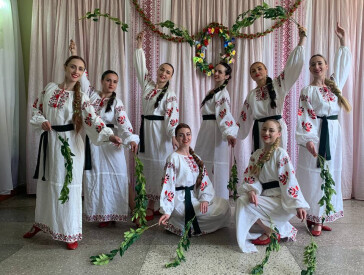 Жива традиція Зелених свят: творча делегація ЦКД представила традиції громади на етнофесті
