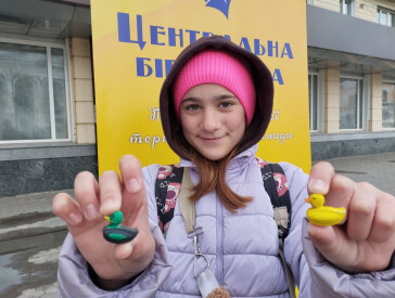 Святковий артперформанс у центрі міста  