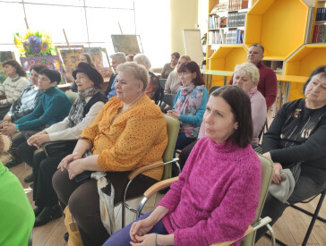 Березнева поетична заметіль