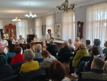 «Життя поміж двох країн»