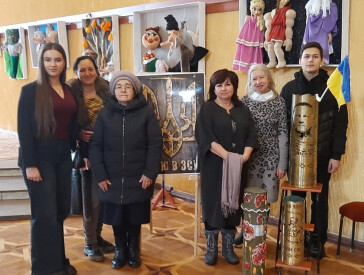 Бандурою поєднані долі