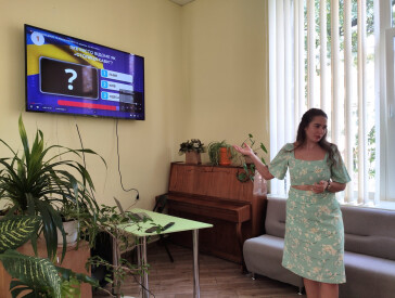«Мова гідності» у колі друзів
