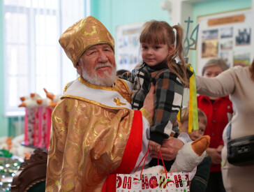 У Полтаві дітей загиблих Захисників України привітали з Днем Святого Миколая