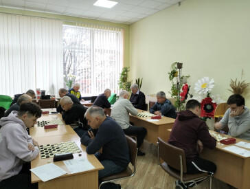 Зустріч за шашковою дошкою