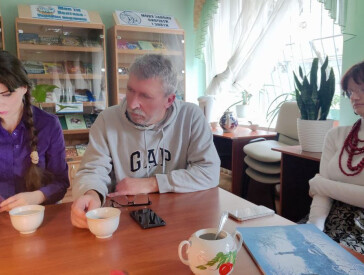 Літературне чаювання в День Святого Миколая