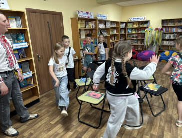 Весняна мандрівка у світ цілющих трав