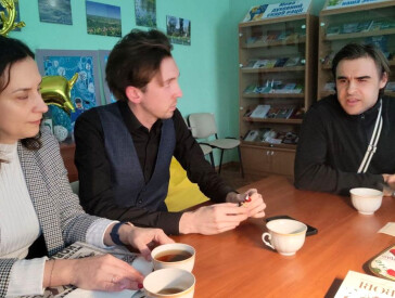 Літературне чаювання в День Святого Миколая