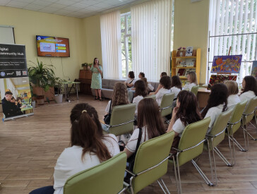 «Мова гідності» у колі друзів