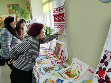 І творять руки, що підказує серце