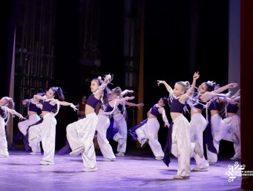 Танцювальний марафон у ЦКД зібрав понад 120 тисяч на ЗСУ