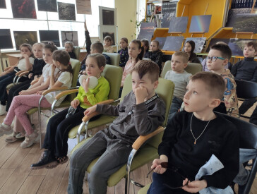 Котячі історії та творчі витівки