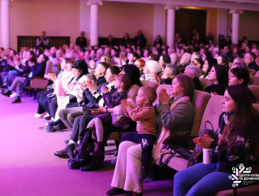 У Центрі культури та дозвілля благодійний концерт зібрав понад 68 тисяч гривень для військових