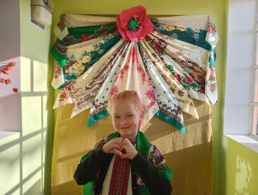 На гостини до хустини