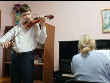 Академічний концерт учнів оркестрового відділу
