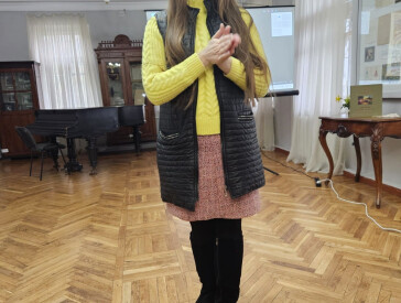 Виставка вітальних листівок із приватного зібрання Олексія Петренка