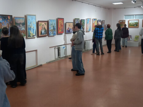 «Передчуття весни»: виставка робіт учнів ПДХШ імені Святослава Пашинського