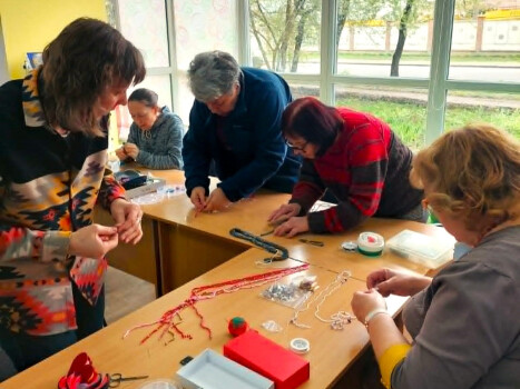 Плетемо багаторядне намисто