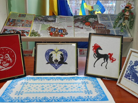 Вишивка, що відкриває Новий рік: роботи Зої Дацько