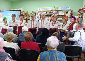 «Підніметься з руїн моя країна, бо мужності такої світ не знав»