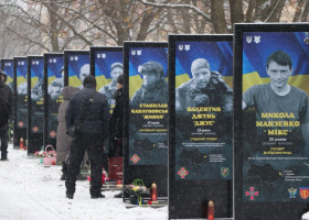 У Полтаві відкрили Алею Героїв У Полтаві відкрили Алею Героїв