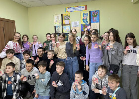 Юні актори перевтілилися в гоголівських персонажів Юні актори перевтілилися в гоголівських персонажів