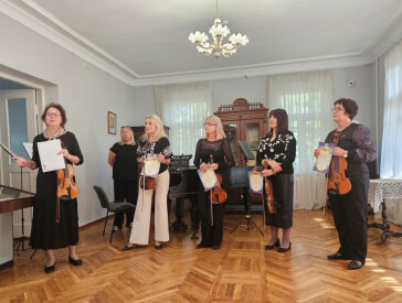 Музичний дарунок до свят: виступ камерного ансамблю «Класика» у музеї В. Короленка