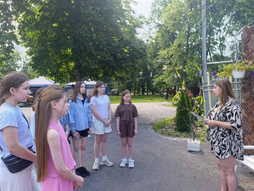 У парку "Перемога" завершилося нагородження конкурсу малюнків "Герої очима дітей"