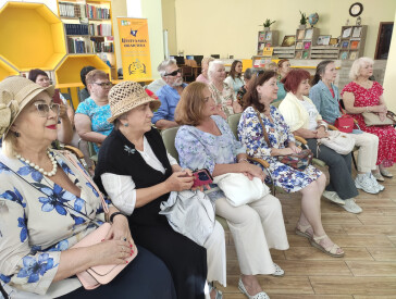 Чарівність лірики Катерини Левадної