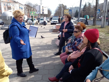 Вулиці Героїв до Дня українського добровольця: міська пішохідна екскурсія
