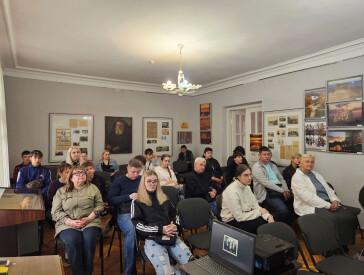 Історія мобільного телефону в деталях