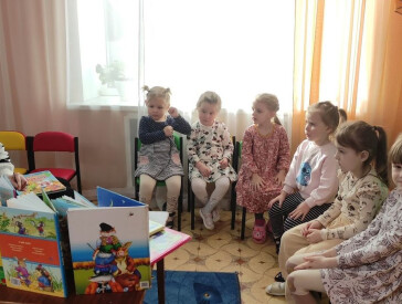 Казкові читання для малюків