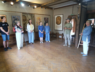 Відкриття виставки робіт учнів ПДХШ «Люди, які творять історію»