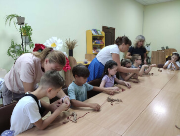 Перший сніп нового врожаю